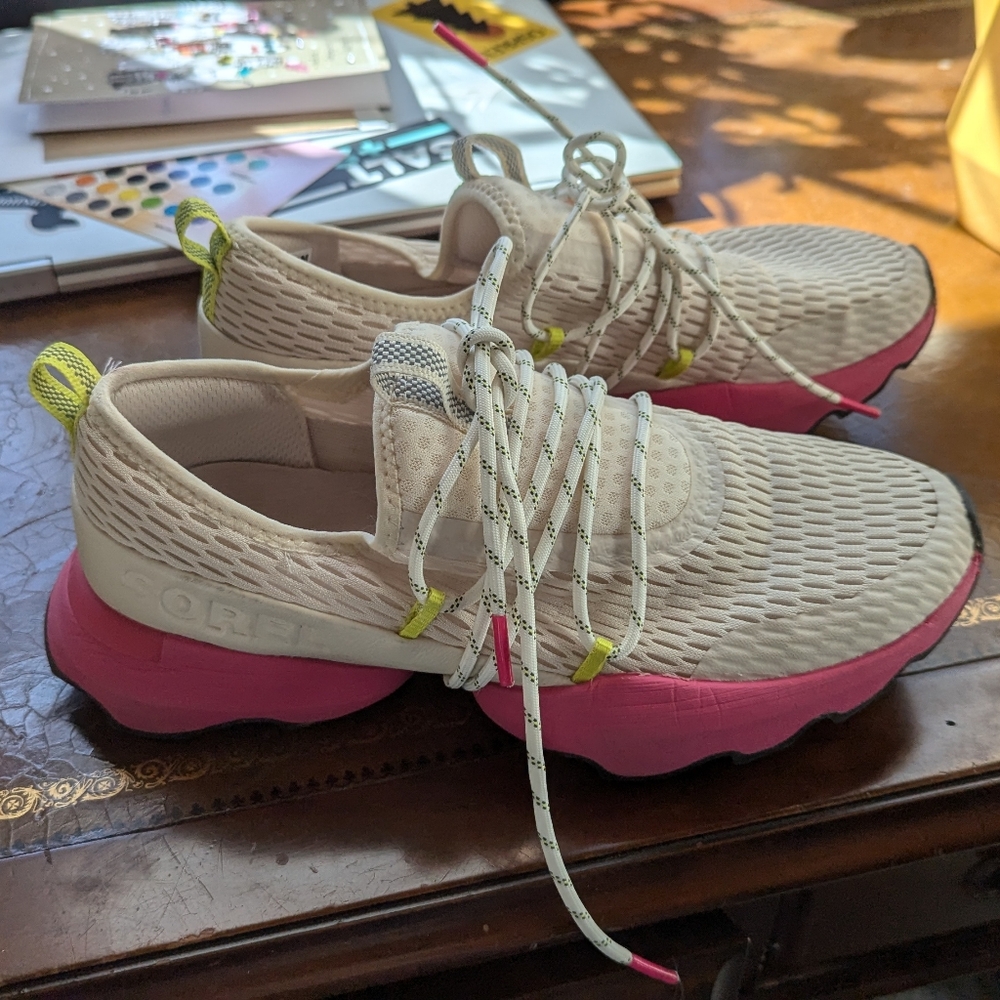 Sorel Kinetic Impact Sneaker - Size 8